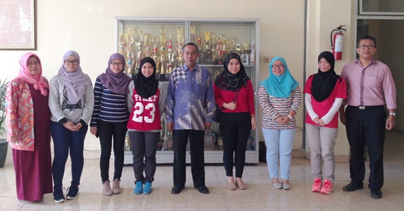 unikal-rektor-wr1-wr2-mhs brunei