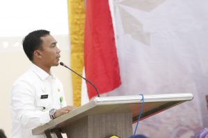 Seminar Nasional Diesnatalis Unikal 37