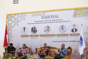 Seminar Nasional Diesnatalis Unikal 37