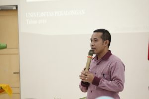 Seminar Nasional Diesnatalis Unikal 37