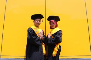 wisuda unikal