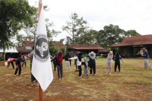 Latihan Kepemimpinan Manajemen Tingkat Dasar Karate